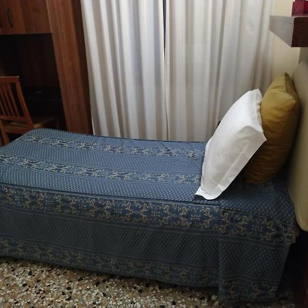 Atlantide Hotel Венеция Екстериор снимка