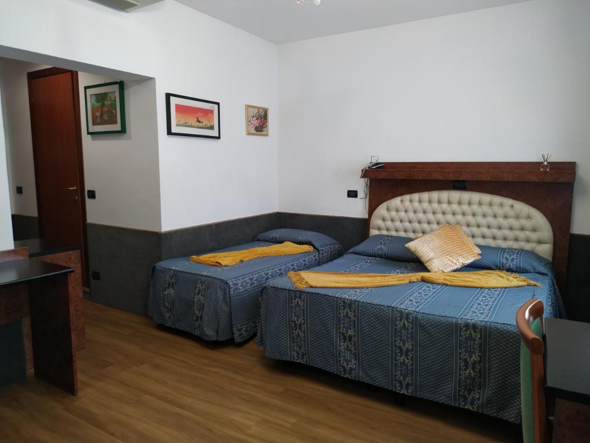 Atlantide Hotel Венеция Екстериор снимка